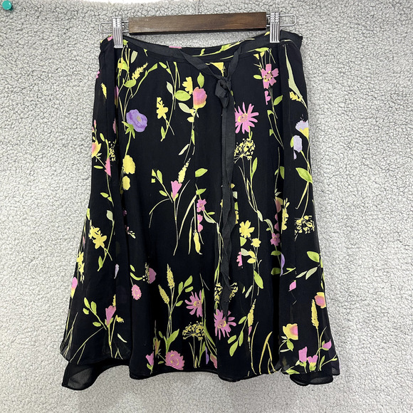 John Paul Richard Uniform Skirt Womens 12 Black Floral‎ Silk Vintage Boho Dainty - Picture 1 of 6